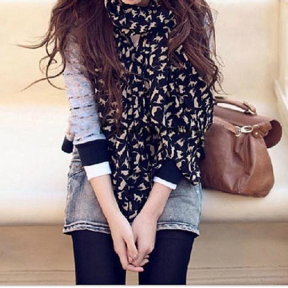 Lightweight Cat Print Cotton Scarf in Black - Picture 1 of 1